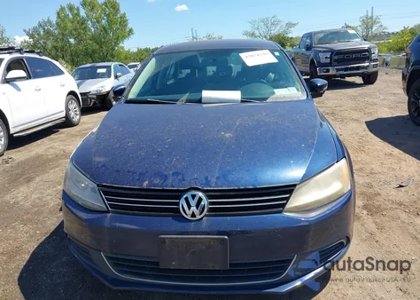 2013 Volkswagen Jetta 2.5L Se z USA, uszkodzony, nr VIN 3VWDP7AJ6DM369880